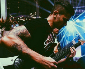 Muzikos mokytojai - Privačios gitaros pamokos Vilniuje - 3