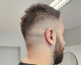 Barzdos skutimas, modeliavimas ir priežiūra - Kirpėja / Barber - 1