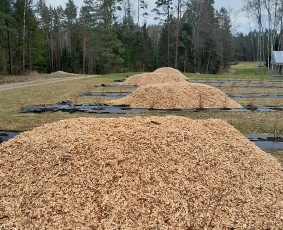 Juodžemis,kompostas,durpės,žvyras,smėlis,mėšlas,bigbag - Skalda, smėlis, žvyras, juodžemis - 4 Skalda, smėlis, žvyras, juodžemis - Juodžemis,kompostas,durpės,žvyras,smėlis,mėšlas,bigbag - 4