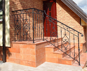 Metaliniai laiptai, gamyba - Profesionalios kalvystės ir metalo suvirinimo paslaugos - 4