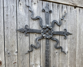 Kokybiškai atliekame metalo gaminių gamybos paslaugas. / UAB "Velnio kalviai" / Darbų pavyzdys ID 4152372