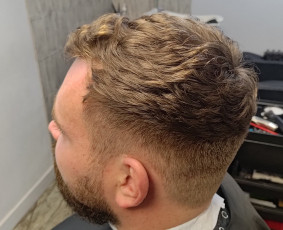 Kirpyklos, kirpėjai, stilistai - Vyrų, vaikų kirpimas. - 2