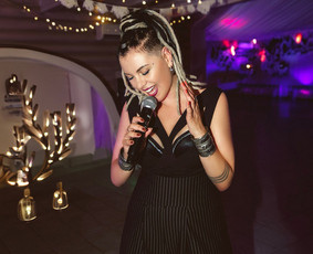 Vestuvių muzikantai - Aldegunda - dainuojanti vedėja, kurios nepamir&scaron;i! - 1