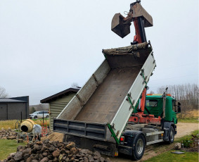 Krovinių pervežimas - Savivarčio fiskaro/greiferio pervežimo paslaugos - 1