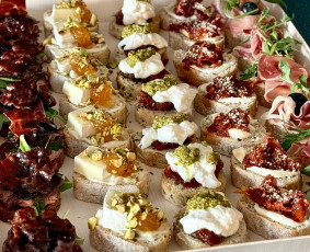 Vieno kąsnio sumu&scaron;tiniai - Vieno kąsnio sumu&scaron;tiniai ir užkandžiai Kaune - 1