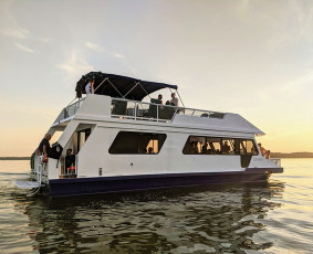 Nuomos paslaugos - Laivo nuoma + vandens pramogos Kaune - 3