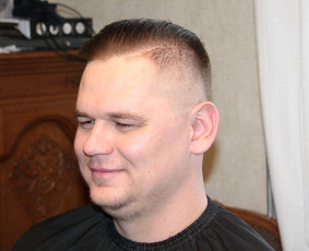 Kirpimo paslaugos su iškvietimu į namus Vilniuje. / Natalija Tumkevič / Darbų pavyzdys ID 4359385