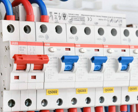Elektrikai, elektros darbai - Elektrikas - 1