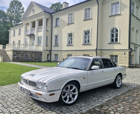 Senovinių automobilių nuoma - Jaguar Xjr V8 supercharger nuoma - 1