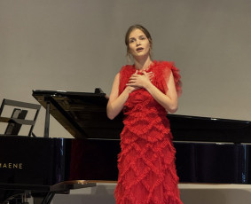 Dainavimo ir vokalo pamokos / Barbora Seiliūtė / Darbų pavyzdys ID 4529193