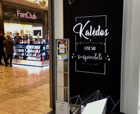 Reklaminis maketas stendui. BAGS & MORE