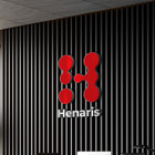 Henaris