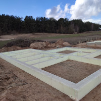 Stogų dengimas, remontas Pamatų įrengimas