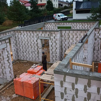 Pavel Pamatų įrengimas, mūro darbai, stogai, fasadų šiltinimas Pavel Pamatų įrengimas, mūro darbai, stogai, fasadų šiltinimas