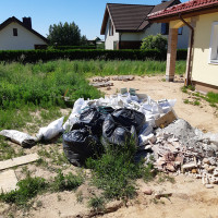 Aistė Kundrotaitė Šiukšlių/statybinių atliekų/senų baldų išvežimas Aistė Kundrotaitė Šiukšlių/statybinių atliekų/senų baldų išvežimas