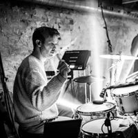 Tuomas J. Räsänen Būgnų pamokos Vilniuje