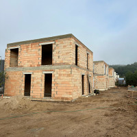 Mbstatos Mūrinimo darbai, betonavimas