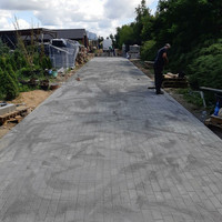 Kitos paslaugos Klojame trinkeles