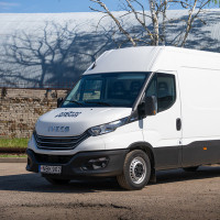 Ernestas Slimas Nauji 2024m Iveco 16m3 Mikroautobuso nuoma B Kateg Ernestas Slimas Nauji 2024m Iveco 16m3 Mikroautobuso nuoma B Kateg