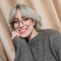 Rūta Zumbrickaitė Portretinių ir studijinių nuotraukų retušavimas