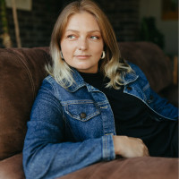 Julija Dainavimo pamokos / įrašai/ pianino pagrindai