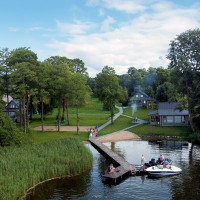 Jūratė Martinkėnaitė Sodybų nuoma ir pirties ritualai su pirtininku