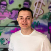 Robertas Mitunevičius Paveikslai pagal užsakymą / Modernus Menas / Šviečia Naktyje