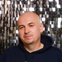 Mantas Vedėjas ir Dj viename, su aparatūra - kaina 600€. Mantas Vedėjas ir Dj viename, su aparatūra - kaina 600€.