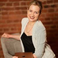 Sima Razutė Virtuali asistentė. Internetiniai puslapiai. Vizualai