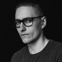 Jevgenij Balezin Gyvos, nesuvaidintos akimirkos. Portretų fotografas Vilniuje Jevgenij Balezin Gyvos, nesuvaidintos akimirkos. Portretų fotografas Vilniuje