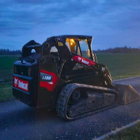Radoslav Puncevič Bobcat nuoma žemes lyginimas keliu irengimas Radoslav Puncevič Bobcat nuoma žemes lyginimas keliu irengimas
