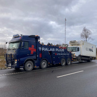 Tomas/ Tralas Plius Mb Sunkvežimių techninė pagalba Tralas spec technikai iki 40t Tomas/ Tralas Plius Mb Sunkvežimių techninė pagalba Tralas spec technikai iki 40t