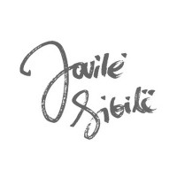 Jovilė Sibilė Ališauskaitė Stilinga verslo ir produktų fotografija „nuo a iki z“ Jovilė Sibilė Ališauskaitė Stilinga verslo ir produktų fotografija „nuo a iki z“