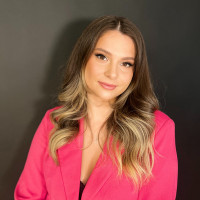 Gabrielė Proginis, dieninis, fotosesijinis makiažas, šukuosenos Gabrielė Proginis, dieninis, fotosesijinis makiažas, šukuosenos