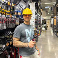 Marius Meistras Marius Meistras - kruopštus ir tvarkingas, smulkūs darbai.