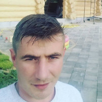 Vasyl Sheremet Rąstinių namų restauracija: dažymas, hermetizavimas