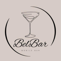 Kristupas Bel Mobilus baras, šampano taurių piramidė