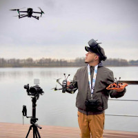 Robertas “Toplanes production” Videografas (fotografas). Drono paslaugos