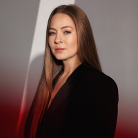 Aistė Tomkevičiūtė-Aistay Atlikėja ir Gyvo Garso Grupė