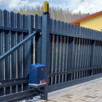 Artūras Karazija Tvorų, kiemo ir garažo vartų montavimas / remontas ir kt.