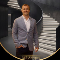 Anatolii Antypov Metaliniai laiptai, Sraigtiniai laiptai, Mediniai laiptai