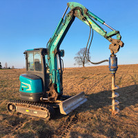 JONAS AUKŠTUOLIS Žemės kasimo darbai. Mini ekskavatoriaus paslaugos.