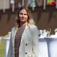 Ieva Sidaravičienė Putojantis pasitikimas - šampano staliukas