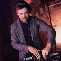 Edgaras Bomblauskas Vedėjas/dj viename - All inclusive