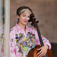 Agnė Arbačiauskienė Mokau vaikus ir suaugusius solfedžio, pianinu ir violončele