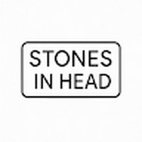 Augis Rutkauskas Stones In Head – rankomis formuojamos betono akmens sienos