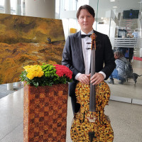 Tomas Violončelės muzika Tomas Violončelės muzika
