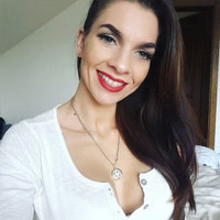 Laura Panavė . Laura Panavė .