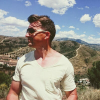 Tautvydas Strukturinio dekoratyvinio tinko purskimas