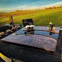 Kitos paslaugos Kapų dengimas nuo 149eur/m2, paminklai, kapų tvarkymas